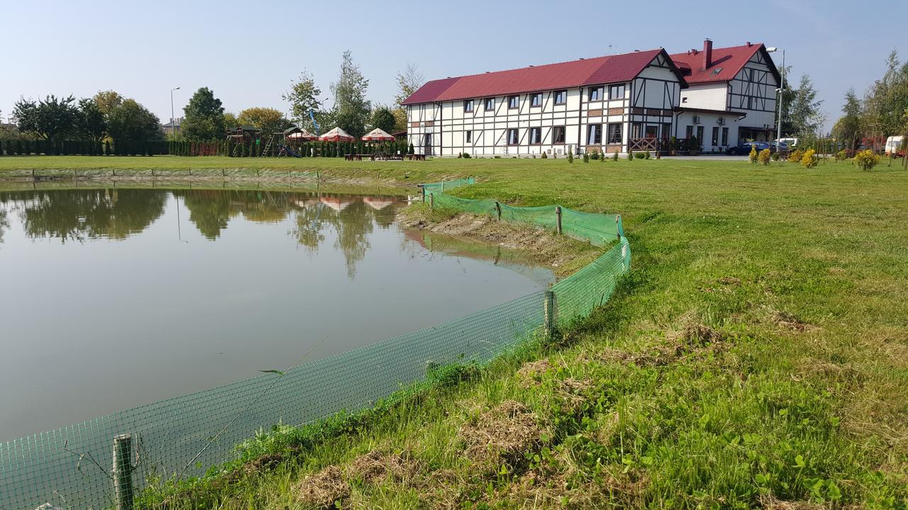 Zajazd Harasowka Gniewkowo Ngoại thất bức ảnh